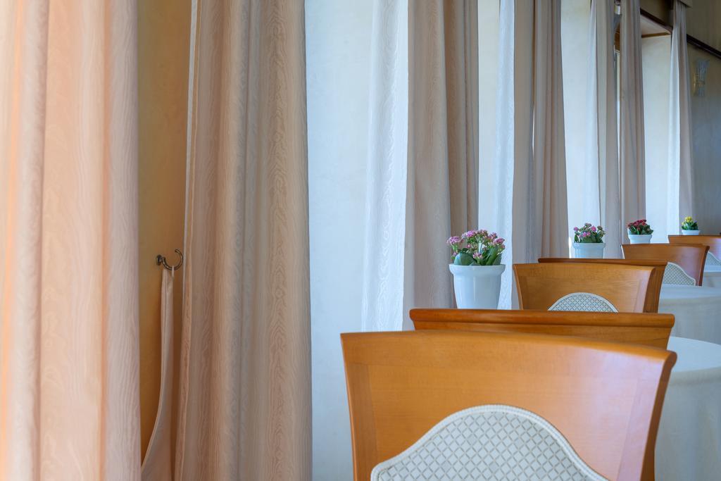 Astura Palace Hotel Νετούνο Εξωτερικό φωτογραφία