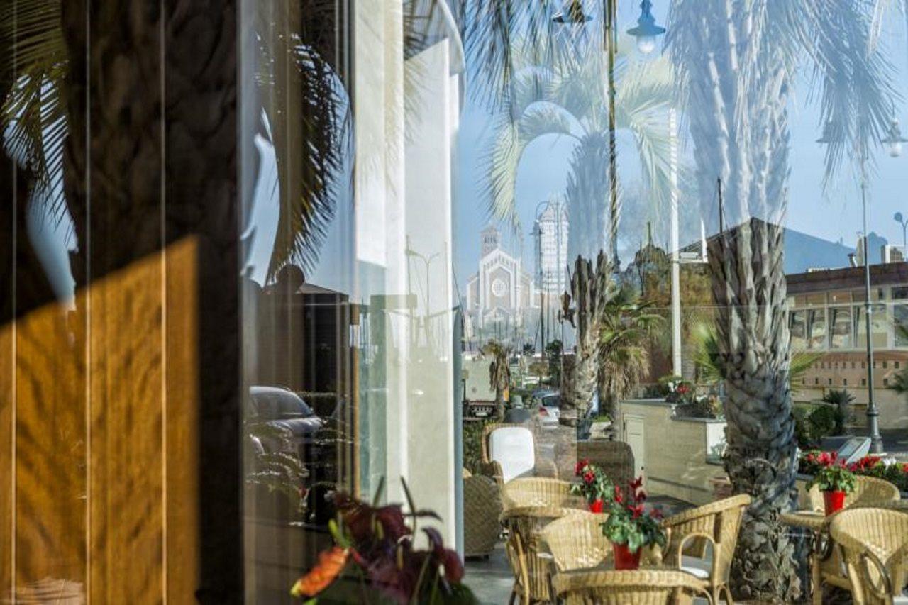 Astura Palace Hotel Νετούνο Εξωτερικό φωτογραφία